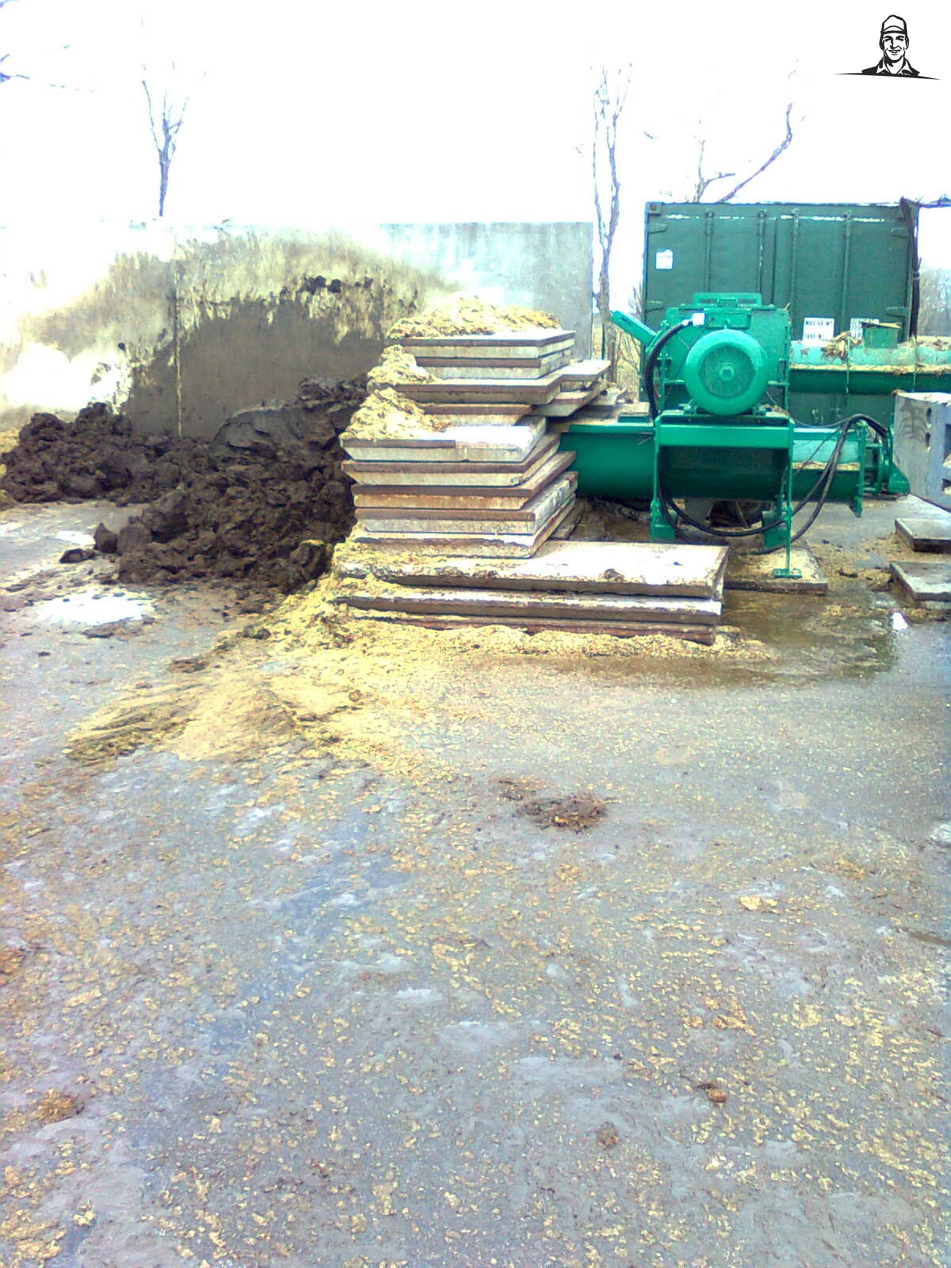 mestmolen bij de biogas van van stee96