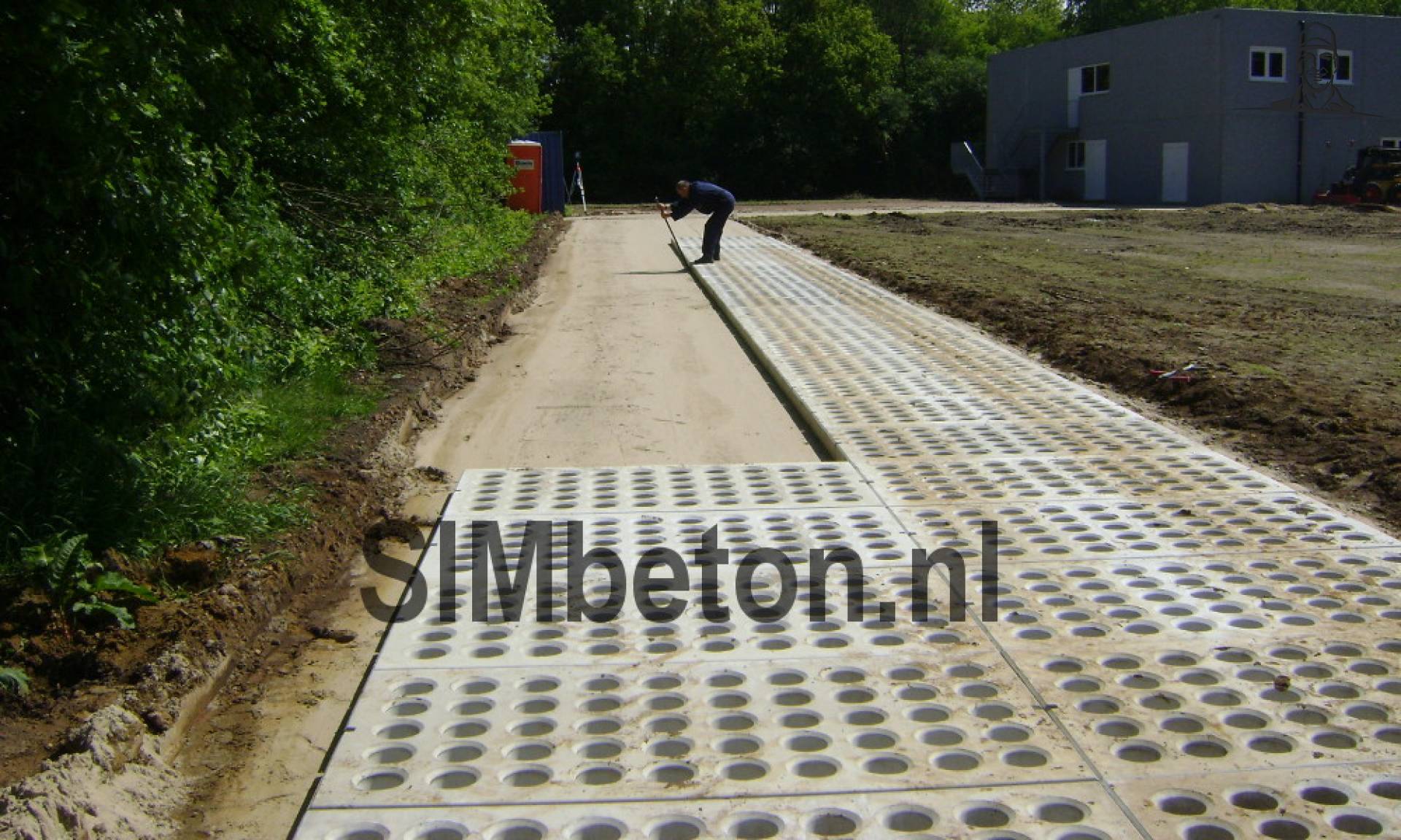 Realisatie erfverharding SIMgras van SIMbeton