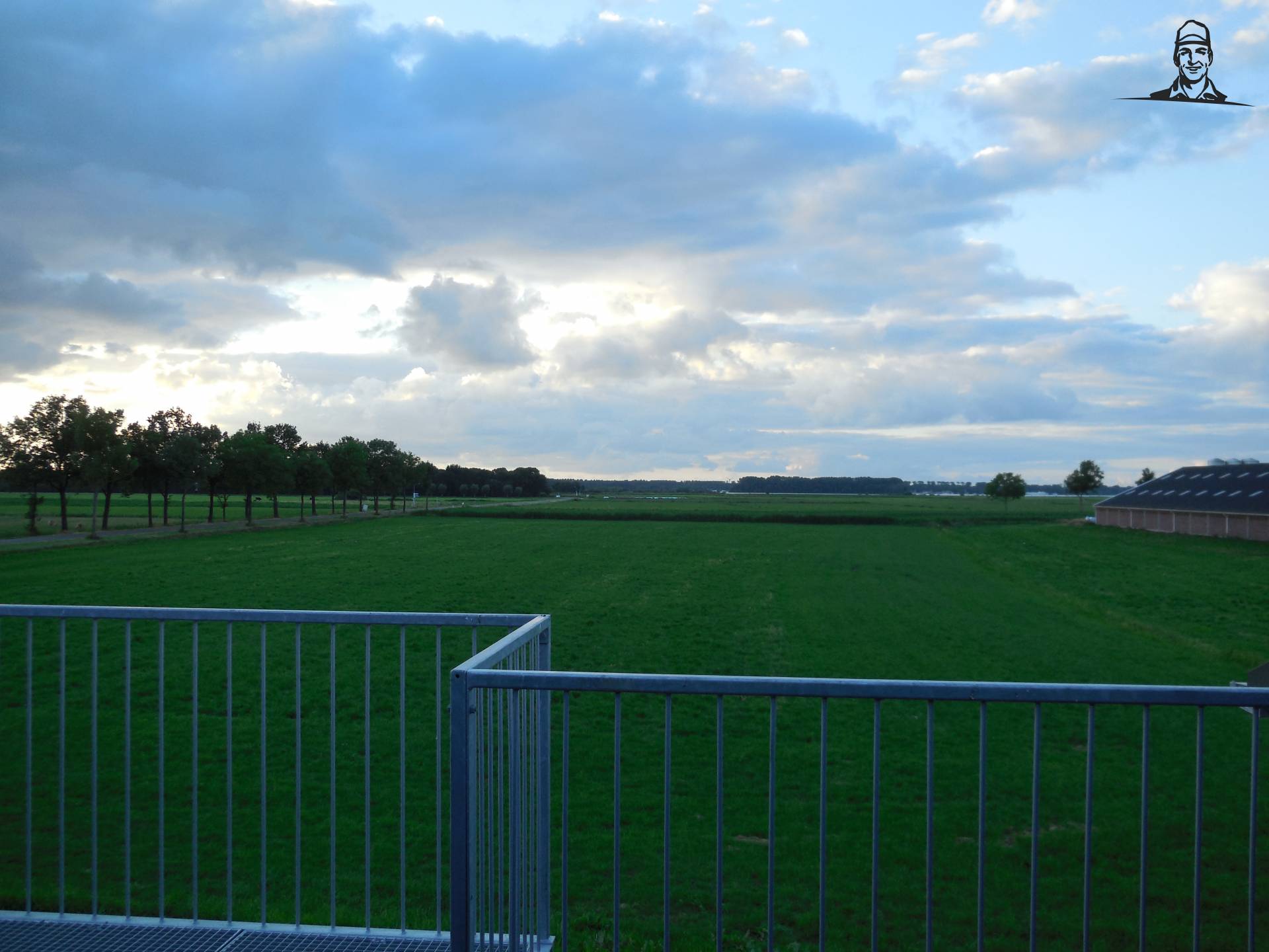 Uitzicht vanaf zolder nieuwe stal van danny_ford
