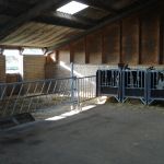 Het strohok en de eenlingboxen